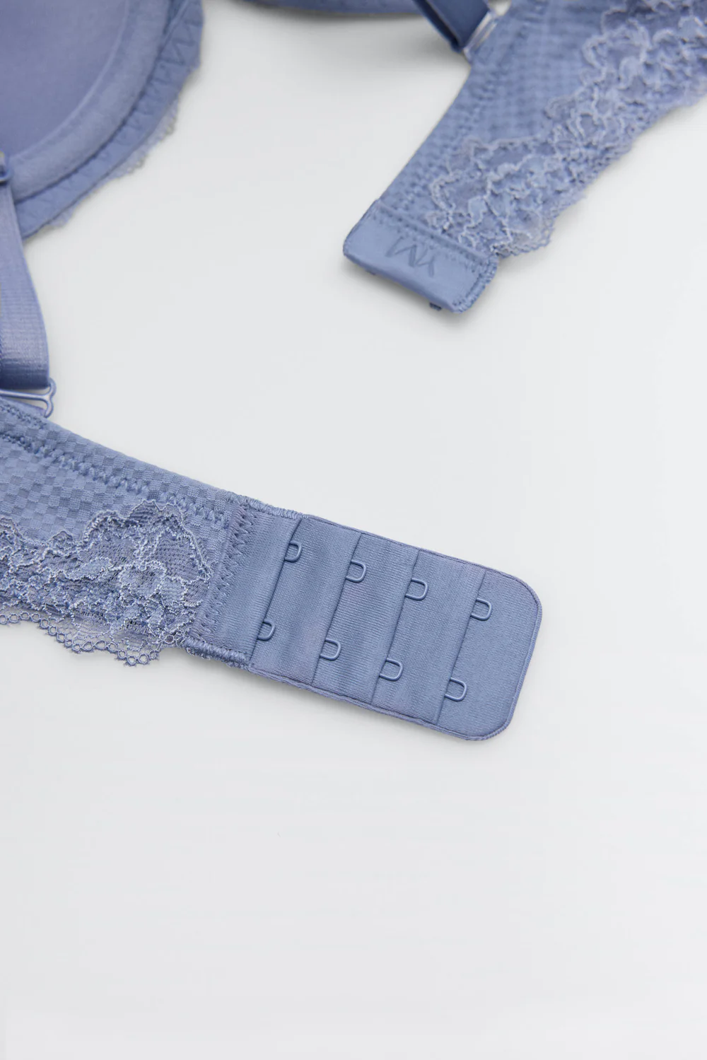 Sutiã com aro e bojo, renda azul, copas B e C - Image 12